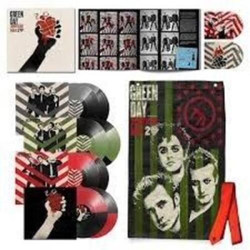 DESCRIPTION: (1) AMERICAN IDIOT 2 FAN SET BRAND/MODEL: GREEN DAY INFORMATION: SEE INSPECTION RETAIL$: $199.98 EA QTY: 1
