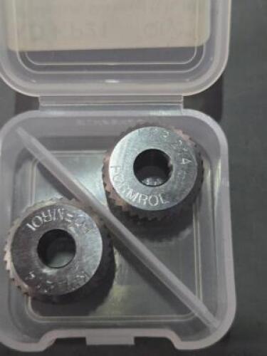 DESCRIPTION: (1) STEEL KNURL SET BRAND/MODEL: MADE IN USA 78658424 SIZE: 3/8" face 3/4" dia RETAIL$: $60.80 QTY: 1