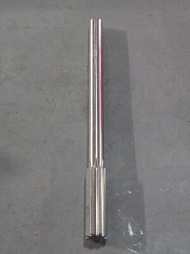 DESCRIPTION: (1) HSS CHUCKING REAMER BRAND/MODEL: AV 11V345 SIZE: 0.7188" RETAIL$: $144.60 QTY: 1