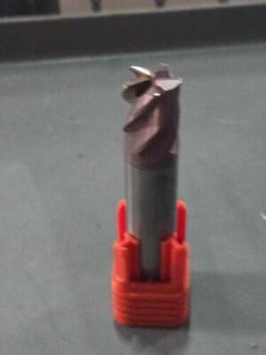 DESCRIPTION: (1) 5 FLUTE CARBIDE END MILL BRAND/MODEL: FULLERTON 37656 SIZE: 5/8" DIA RETAIL$: $161.99 QTY: 1