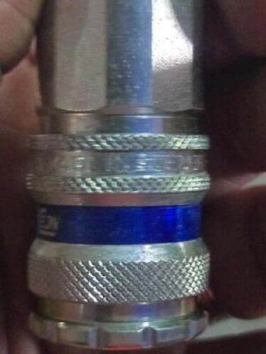 DESCRIPTION: (6) PNEUMATIC COUPLERS BRAND/MODEL: CEJN 410 1405 SIZE: 3/4" NPT RETAIL$: $360.12 QTY: 6