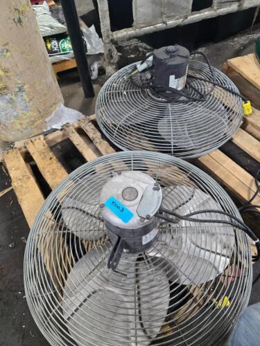 DESCRIPTION: (2) FANS BRAND/MODEL: DAYTON INFORMATION: TESTED & WORKING SIZE: 24" BLADE RETAIL$: $475.48/EA QTY: 1