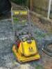 VIBRATING PLATE COMPACTOR