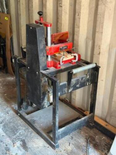 W & H MOLDER WITH STAND