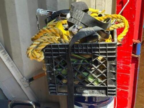 LARGE GROUP OF ROPE, STRAPS, AND HARDWARE