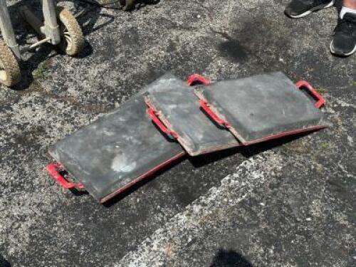 (4) - KNEELER BOARDS