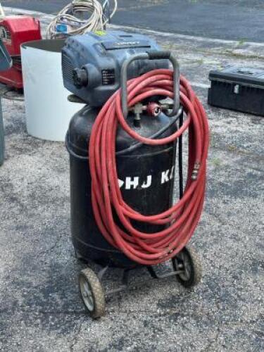 20 GAL. VERTICAL AIR COMPRESSOR