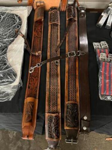 (4) - SADDLE CLINCHES