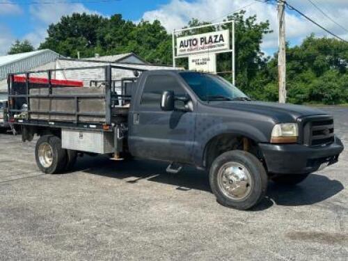 1999 Ford F-450 Pickup Truck with Heavy Duty Lift Gate