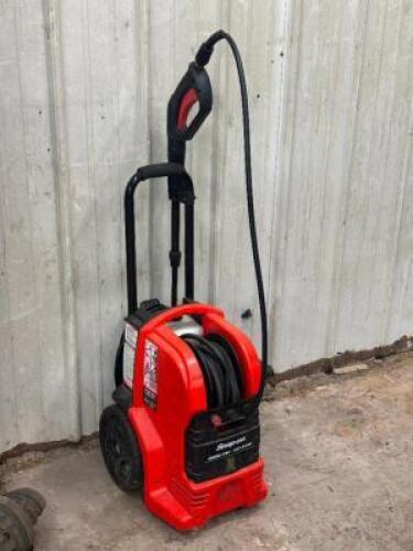 2000 PSI PRESSURE WASHER
