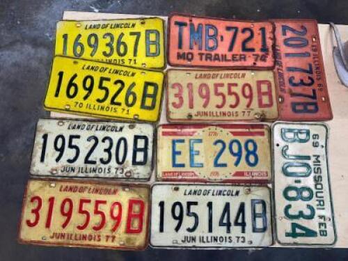 (10) - VINTAGE LICENSE PLATES