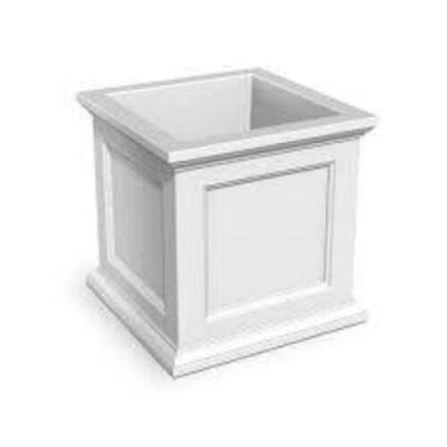 DESCRIPTION: (1) SQUARE PLANTER BRAND/MODEL: MAYNE #P88081 INFORMATION: WHITE, FAIRFIELD SIZE: 28" RETAIL$: $323.81 EA QTY: 1