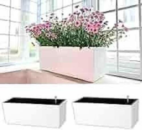 DESCRIPTION: (1) PLANTER BRAND/MODEL: HELLO PLANT LOVER INFORMATION: WHITE, RECTANGLE, BLOCK SERIES RETAIL$: $149.99 EA QTY: 1