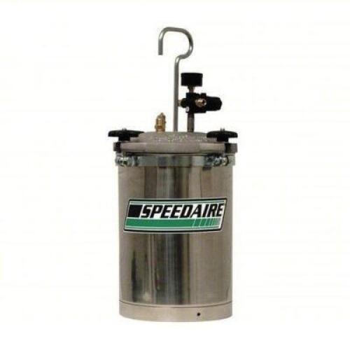 DESCRIPTION: (1) PAINT TANK BRAND/MODEL: SPEEDAIRE #6Z899 INFORMATION: STAINLESS STEEL, 50 PSI, 1 REGULATOR SIZE: 2.5 GAL CAPACITY RETAIL$: $576.84 EA