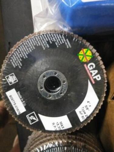 DESCRIPTION: (2) CASES OF (10) GRINDING WHEELSBRAND/MODEL: GLOBAL ABRASIVE PRODUCTSINFORMATION: ZF TYPE 29, AF 80SIZE: 4.5" X 5/8" - 11QTY: 2