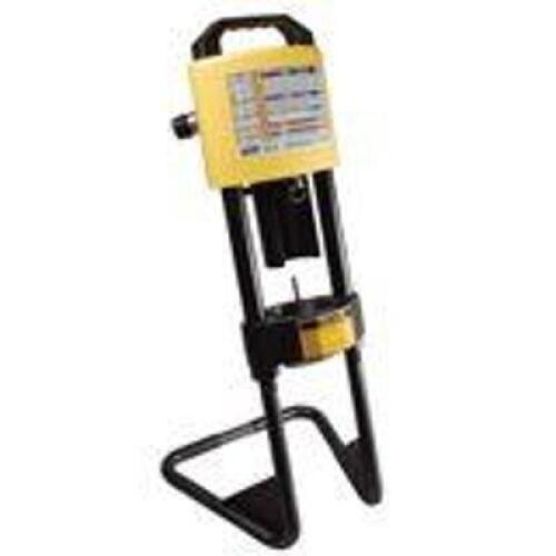 DESCRIPTION: (1) PORTABLE KRIMPER BRAND/MODEL: KARRYKRIMP 1 INFORMATION: Up to 1 1/4&Prime; ID 2 Wire Braid, Up to 5/8&Prime; ID 4 Wire Sprial. 10000 Psi Maximum,