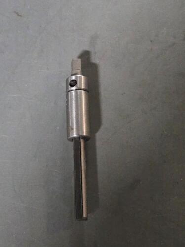 DESCRIPTION: (2) TAP EXTRACTORS BRAND/MODEL: WALTON 10253 SIZE: 1/4" DIA RETAIL$: $42.04 QTY: 2