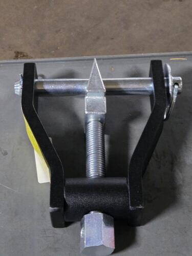 DESCRIPTION: (1) FLANGE SPREADER BRAND/MODEL: SUMNER 784000 SIZE: 150 LB MIN FLANGE 6-3/8" SPREAD 1" PIN DIA RETAIL$: $303.80 QTY: 1