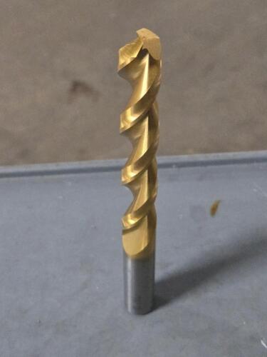 DESCRIPTION: (2) HS JOBBER DRILL BITS BRAND/MODEL: WESTWARD 6PTA8 SIZE: 15MM DIA RETAIL$: $151.72 QTY: 2
