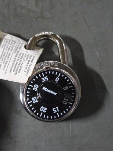 DESCRIPTION: (6) COMBINATION LOCKS BRAND/MODEL: MASTER LOCK 1525 V647 SIZE: 1-7/8" WIDE RETAIL$: $90.96 QTY: 6