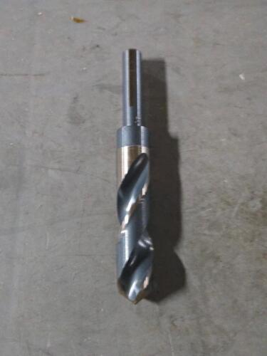 DESCRIPTION: (4) HSS REDUCED SHANK DRILL BIT BRAND/MODEL: NITRO 1000N154 SIZE: 27/32" DIA 1/2" SD RETAIL$: $217.40 QTY: 4