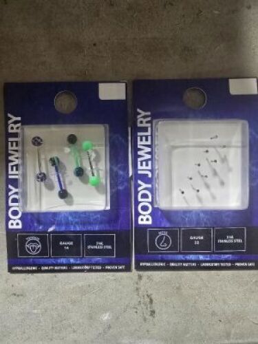 DESCRIPTION: (2) PACKS OF (4) BODY JEWELRY SIZE: 14G RETAIL$: $10.00 EA QTY: 2