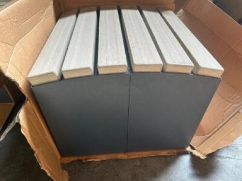 DESCRIPTION 24" X 24" MODULAR PARK BENCH SEATS W/ COMPOSITE CONVEX TOP SEATING ADDITIONAL INFORMATION METAL BASE. ( NEW ) THIS LOT IS: 24" X 24" LOCAT