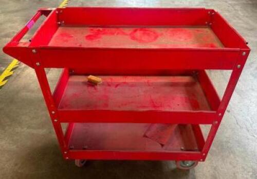 DESCRIPTION US GENERAL 30" X 16" THREE TIER SERVICE CART BRAND / MODEL: US GENERAL 62179 ADDITIONAL INFORMATION 450 LB. CAPACITY LOCATION SHOP WEST QT