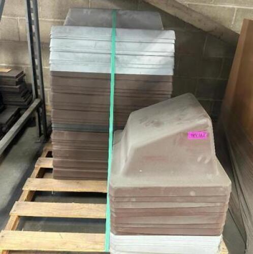 DESCRIPTION PALLET OF PLASTIC TRASH CAN DOME LIDS FOR 20" X 20" TRASH CANS THIS LOT IS: ONE MONEY LOCATION SHOP WEST QTY 1