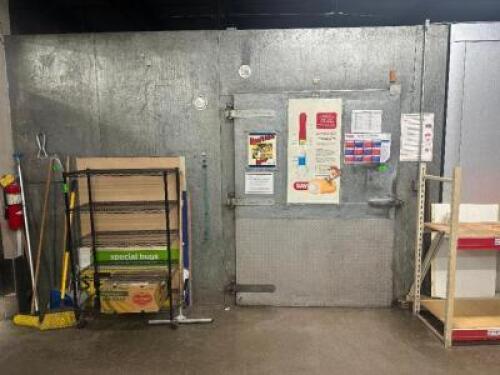 DESCRIPTION&nbsp;20' x 17' WALK IN PRODUCE COOLER W/ FOUR DOOR GLASS MERCHANDISER PANEL ADDITIONAL INFORMATION PROFESSIONAL PUMP DOWN REQUIRED. THIS UNIT H