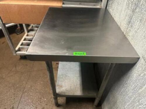 DESCRIPTION 30" X 24" STAINLESS TABLE SIZE 30" X 24" LOCATION MEAT ROOM QTY 1