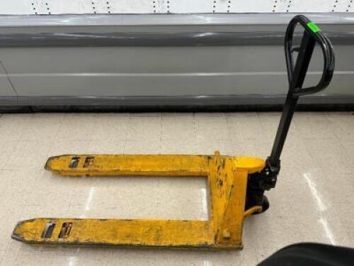 DESCRIPTION 2 TON CAPACITY PALLET JACK. ADDITIONAL INFORMATION IN WORKING ORDER. LOCATION FRONT QTY 1