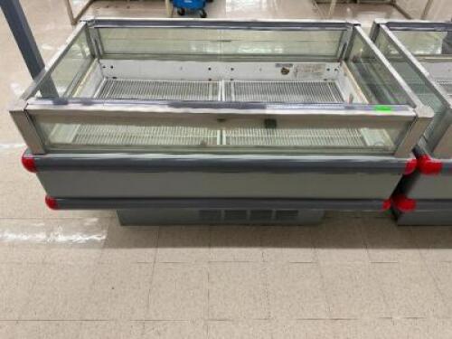 DESCRIPTION HUSSMAN 64" COFFIN FREEZER. BRAND / MODEL: HUSSMAN ISFGG-5B ADDITIONAL INFORMATION THIS UNIT SHARES A COMPRESSOR WITH LOT 506. NO COMPRESS