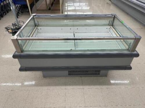 DESCRIPTION HUSSMAN 64" COFFIN FREEZER. BRAND / MODEL: HUSSMAN ISFGG-5B ADDITIONAL INFORMATION NO COMPRESSOR SOLD WITH THIS UNIT. SIZE 64" LOCATION FR