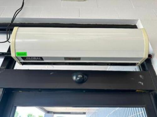 DESCRIPTION GLOBAL INDUSTRIES 36" AIR CURTAIN BRAND / MODEL: GLOBAL INDUSTRIES 246608 ADDITIONAL INFORMATION TOOLS AND LABOR REQUIRED FOR REMOVAL. LOC