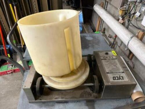 DESCRIPTION LYCO VACUUM TUMBLER BRAND / MODEL: LYCO LT-40 LOCATION BACK ROOM QTY 1
