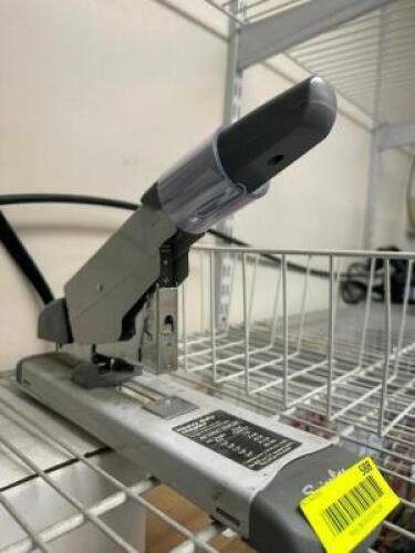 DESCRIPTION (1) LOT OF ASSORTED OFFICE SUPPLIES THIS LOT IS: ONE MONEY LOCATION OFFICE QTY 1