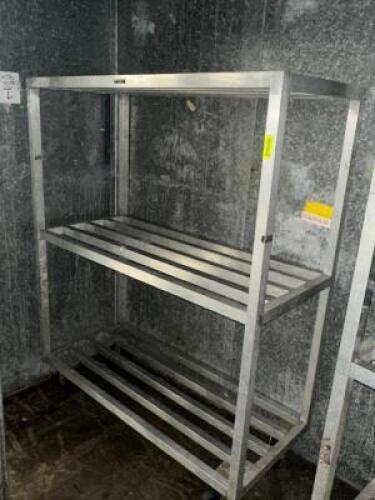 DESCRIPTION 48" X 24" ALUMINUM DUNNAGE RACK ON CASTERS SIZE 48" X 24" LOCATION WALK IN QTY 1