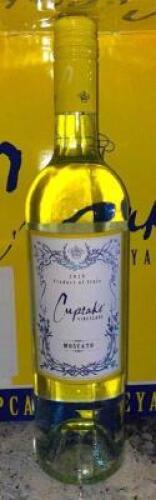 DESCRIPTION: (5) CUPCAKE VINEYARDS MOSCATO (2019) BRAND/MODEL: CUPCAKE VINEYARDS LOCATION: MAIN BAR QTY: 5