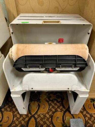 DESCRIPTION IRONRITE MODEL 85 IRONER BRAND / MODEL: IRONRITE LOCATION BANQUET ROOM QTY 1
