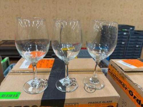 DESCRIPTION (24) 20 OZ GOBLETS BRAND / MODEL: LIBBEY 937208 THIS LOT IS: SOLD BY THE PIECE LOCATION BANQUET ROOM TABLE 1 QTY 24
