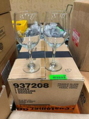 DESCRIPTION (12) 20 OZ GOBLETS BRAND / MODEL: LIBBEY 937208 THIS LOT IS: SOLD BY THE PIECE LOCATION BANQUET ROOM TABLE 1 QTY 12
