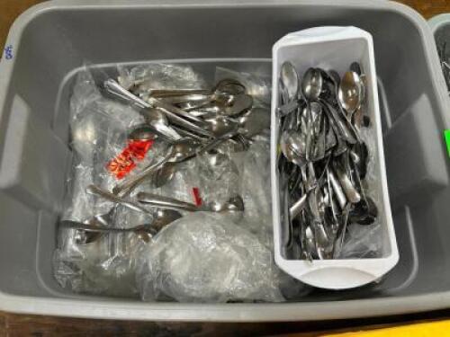 DESCRIPTION (300) STAINLESS SPOONS ADDITIONAL INFORMATION W/ RACK THIS LOT IS: ONE MONEY LOCATION BANQUET ROOM TABLE 1 QTY 1