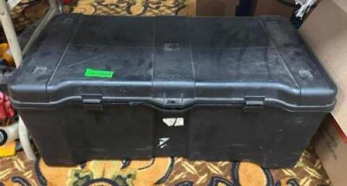DESCRIPTION: BLACK STORAGE/TOOL CHEST LOCATION: BANQUET HALL QTY: 1