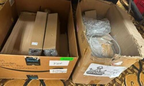 DESCRIPTION: ASSORTED GLASS TABLE PIECES AS SHOWN LOCATION: BANQUET HALL QTY: 1
