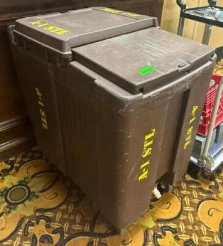 DESCRIPTION: ROLLABOUT ICE BIN BRAND/MODEL: CAMBRO LOCATION: BANQUET HALL QTY: 1