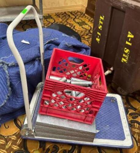 DESCRIPTION: COLLAPSIBLE FLAT BED CART INFORMATION: CONTENTS NOT INCLUDED LOCATION: BANQUET HALL QTY: 1