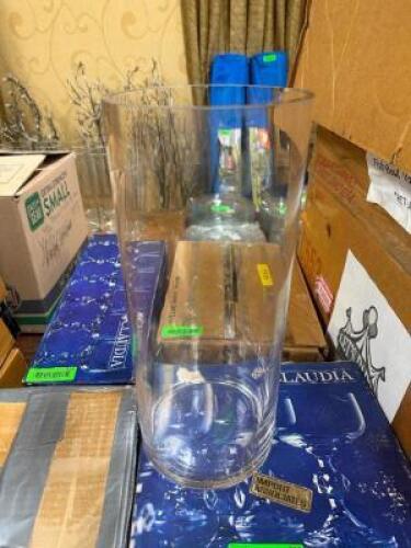 DESCRIPTION (6) TALL ROUND GLASS VOTIVE THIS LOT IS: SOLD BY THE PIECE LOCATION BANQUET ROOM TABLE 4 QTY 3