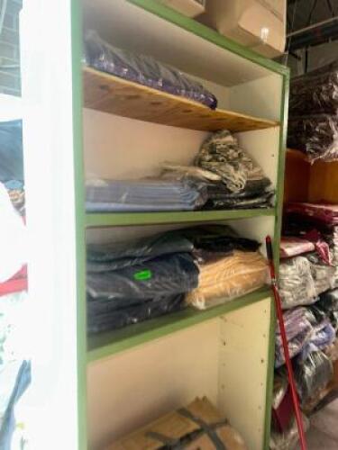 DESCRIPTION CONTENTS OF SHELF - ASSORTED LINENS, CHAIR COVERS, AND TABLE SKIRTS ADDITIONAL INFORMATION ASSORTED COLORS AND SIZES THIS LOT IS: ONE MONE