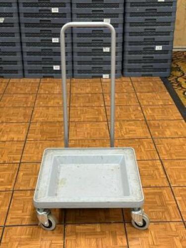 DESCRIPTION: GLASSWARE CART THIS LOT IS: ONE MONEY QTY: 1